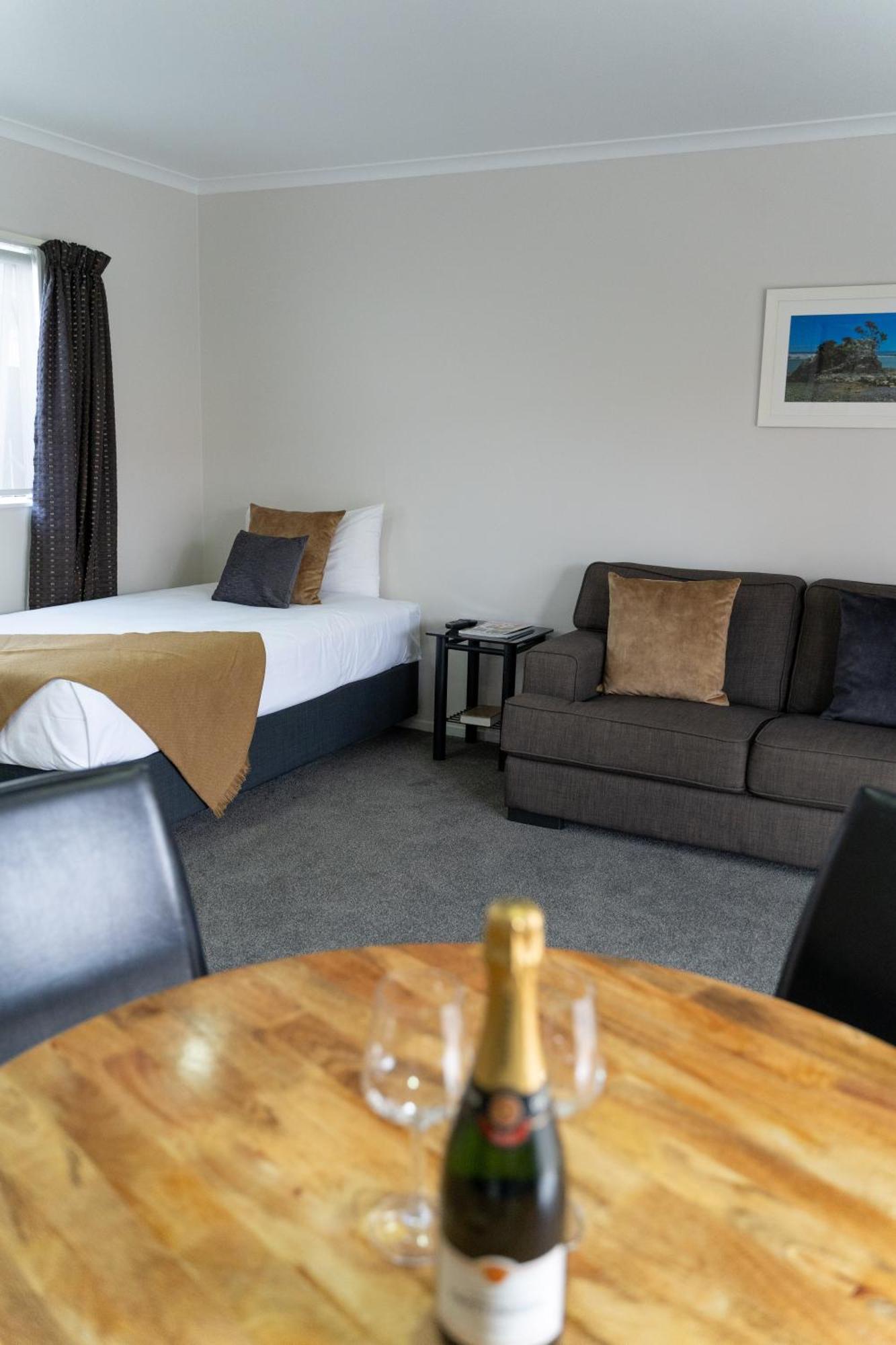 Pacific Coast Motor Lodge Вакатане Екстер'єр фото